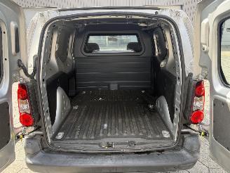 Peugeot Partner 120 1.6 BlueHDi 75 L1 XR 35000 KM NAP!!!! picture 11
