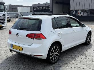 Volkswagen Golf 1.2 TSI Comfortline PANO picture 4