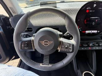 Mini Cooper Cooper E Classic L 40.7 kWh PANO AUTOMAAT picture 18