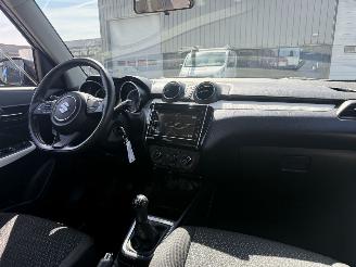 Suzuki Swift 1.2 Select picture 13