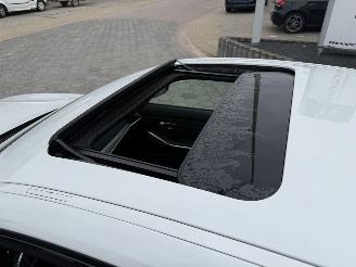 BMW 3-serie 330e High Executive picture 13