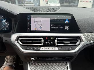 BMW 3-serie 330e High Executive picture 25