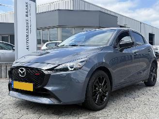 skadebil auto Mazda 2 1.5 e-SkyActiv-G 90 Homura 2023/4