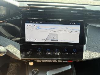 Peugeot 308 SW 1.6 Plug-in Hybrid 195 GT picture 20
