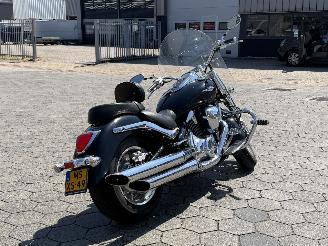 Suzuki M1800R Chopper Intruder picture 5