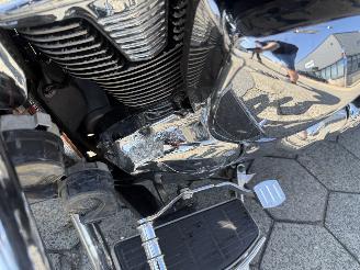 Suzuki M1800R Chopper Intruder picture 11