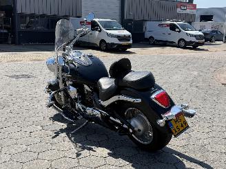Suzuki M1800R Chopper Intruder picture 7