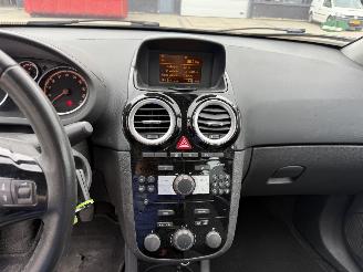 Opel Corsa 1.4-16V Cosmo picture 23