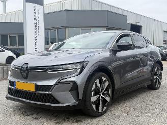 skadebil auto Renault Mégane E-Tech comfort range techno 60 kWh 2025/3