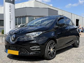 Vaurioauto  passenger cars Renault Zoé R135 Intens Business 52 kWh 2022/2