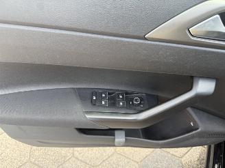 Volkswagen Polo 1.0 TSI Comfortline Business picture 18