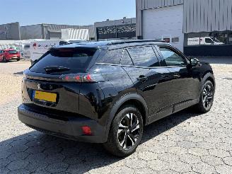Peugeot e-2008 EV Allure Pack 50 kWh picture 4