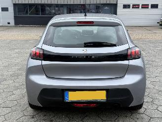 Peugeot 208 1.2 PureTech Active picture 5