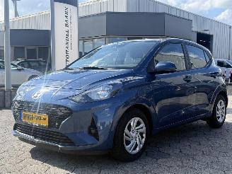 Voiture accidenté Hyundai I-10 1.0 Premium AUTOMAAT 2025/9