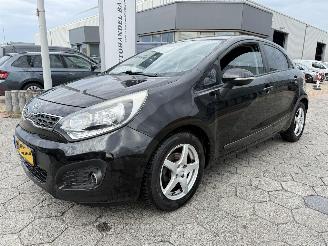 Damaged car Kia Rio 1.2 CVVT Plus Pack 2011/11