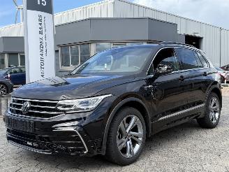Damaged car Volkswagen Tiguan 1.5 TSI R-Line AUTOMAAT 2023/9
