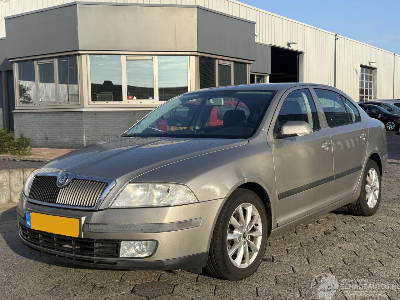 Skoda Octavia 1.6  Ambiente  AUTOMAAT