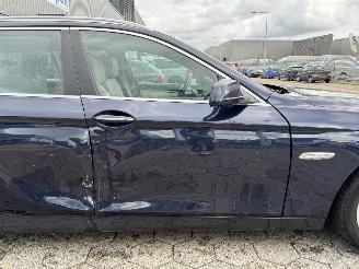 BMW 5-serie Touring 523i High Executive picture 4