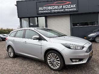 Avarii autoturisme Ford Focus 1.0 Titanium AIRCO CRUISE NAVI 2018/4