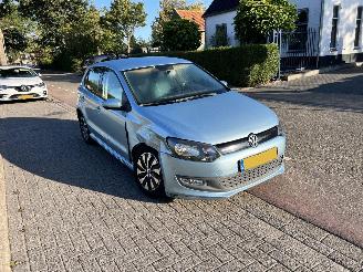 Schadeauto Volkswagen Polo 1.2 TDi 2010/10