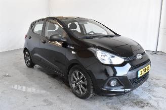 Schadeauto Hyundai I-10 1.0i i-Motion 2015/2