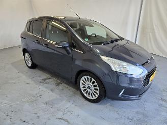 škoda osobní automobily Ford B-Max 1.0 EcoB. Titanium 2014/5