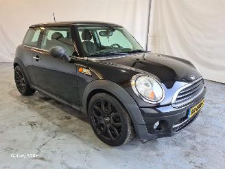 Damaged car Mini One 1.6 One D Anniversary Business 2009/10