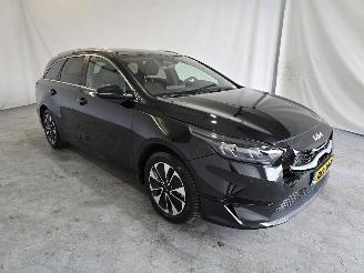 skadebil auto Kia Ceed Sportswagon 1.0 T-GDi Design Edition 2025/12