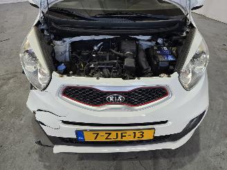 Kia Picanto 1.0 CVVT X-treme picture 12