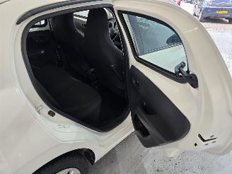 Peugeot 108 1.0 e-VTi Active picture 15