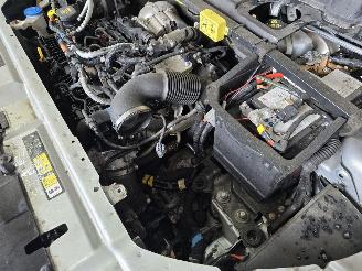 Land Rover Discovery Sport 2.0 TD4 HSE picture 11