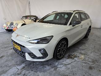 Cupra Leon Sportstourer 1.5 TSI e-Hybrid Business picture 3