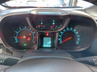 Chevrolet Orlando 1.8 LTZ+ picture 21