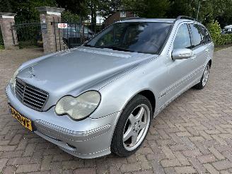 krockskadad bil auto Mercedes C-klasse C 200 KOMPRESSOR 2001/4