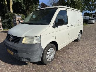 krockskadad bil camper Volkswagen  2.5 TDI 96 KW Hefdak 2008/6