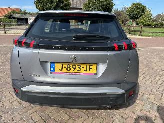 Peugeot 2008 1.2 PURETECH BLUE LEASE ACTIVE ECC/NAV/LMV/PDC picture 8