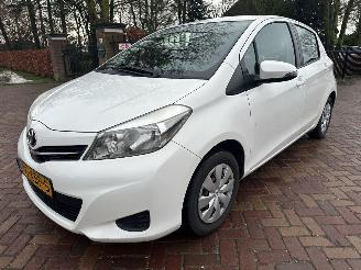 Unfallwagen Toyota Yaris 1.0 VVT-i Aspiration 2012/5