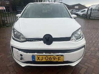 Volkswagen Up! 1.0 BMT move up! picture 3