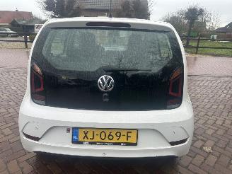 Volkswagen Up! 1.0 BMT move up! picture 7