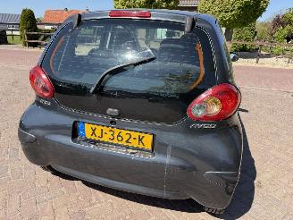 Toyota Aygo 1.0-12V picture 7