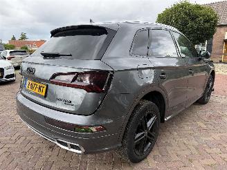uszkodzony samochody osobowe Audi Q5 55 TFSI e quattro Competition 2020/7