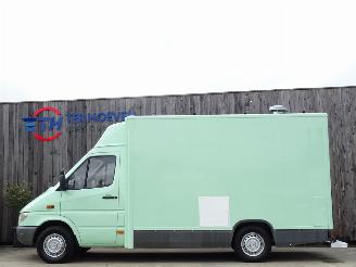 uszkodzony samochody osobowe Mercedes Sprinter 308 CDi Verkoopsauto Foodtruck Automaat 60KW Euro 3 2001/7