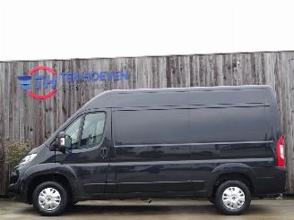 krockskadad bil auto Citroën Jumper 2.0 BlueHDi L2H2 Klima Navi Cruise Camera 96KW Euro 6 2018/6