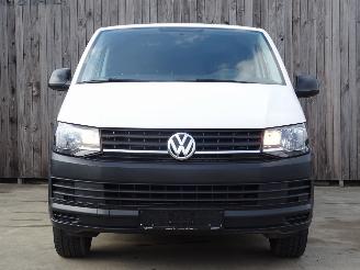 Volkswagen Transporter T6 2.0 TDi Lang Airco Navi Apple Carplay Trekhaak 75KW Euro 5 picture 6