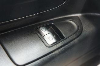Mercedes Vito 111 CDi L1H1 Airco 3-Persoons PDC 84KW Euro 6 picture 17