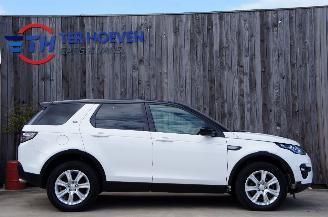Land Rover Discovery Sport 2.0 eD4 HSE Airco Navi Pano Stuurverwarming 110KW Euro 6 picture 4