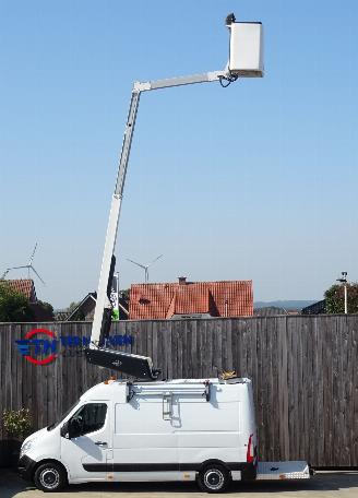 Unfallwagen Renault Master 2.3 DCi L2H2 Hoogwerker 10M! Navi Cruise 92KW Euro 5 2013/9