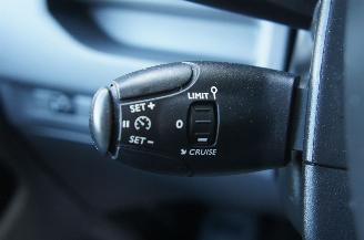 Toyota ProAce 1.5 D-4D Lang 9-Persoons Airco Cruise Isofix 88KW Euro 6 picture 18