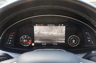 Audi SQ7 4.0 TDi V8 Quattro Airco Navi Pano Head UP Nightvision Softclose 320KW Euro 6 picture 29