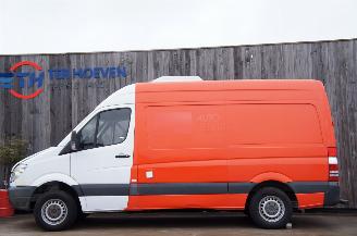 skadebil auto Mercedes Sprinter 311 CDi Koeling 0° Buitenstroom Automaat 80KW Euro 4 2008/9